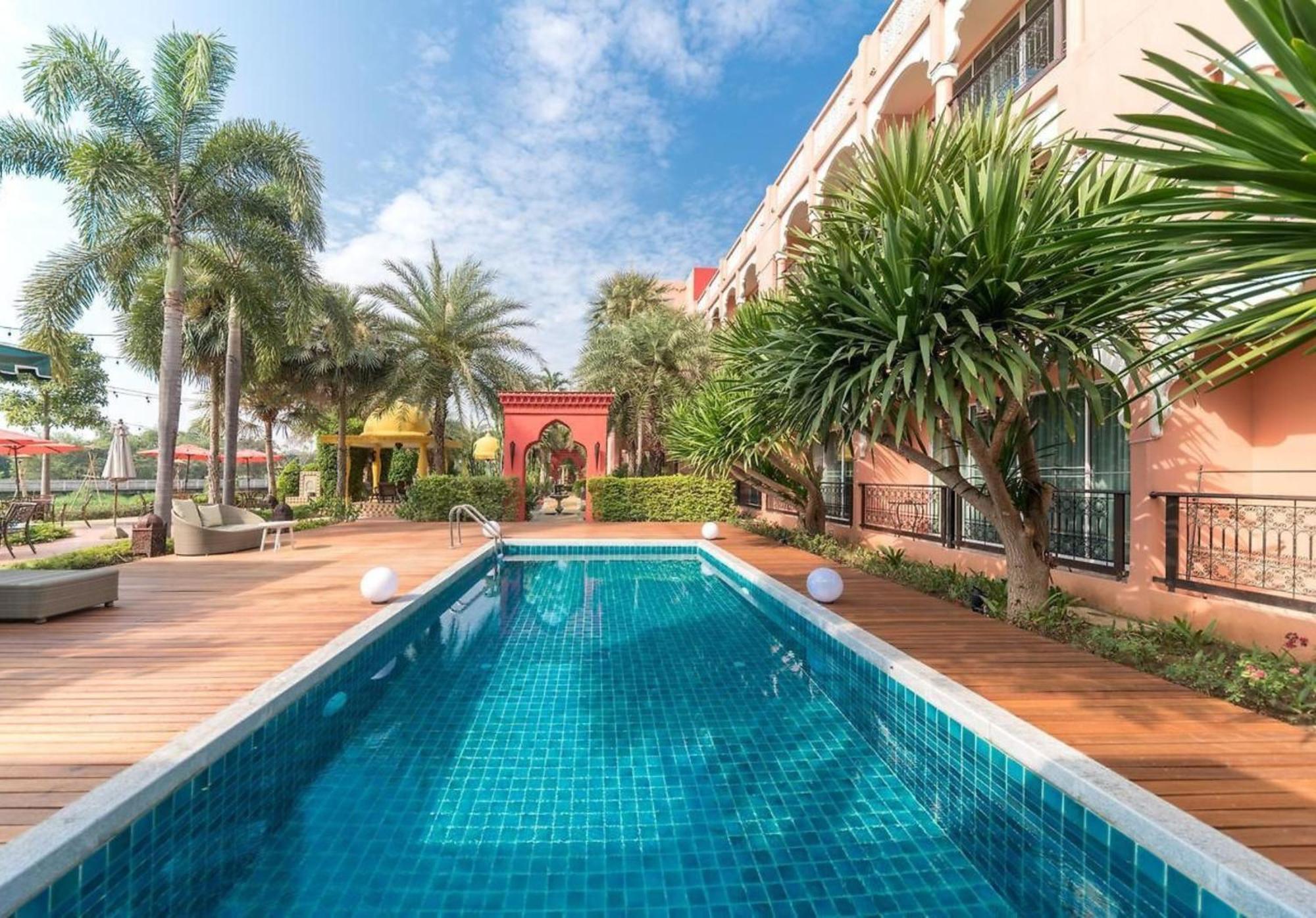 Sheik Istana Hotel Chiangmal Chiang Mai Dış mekan fotoğraf