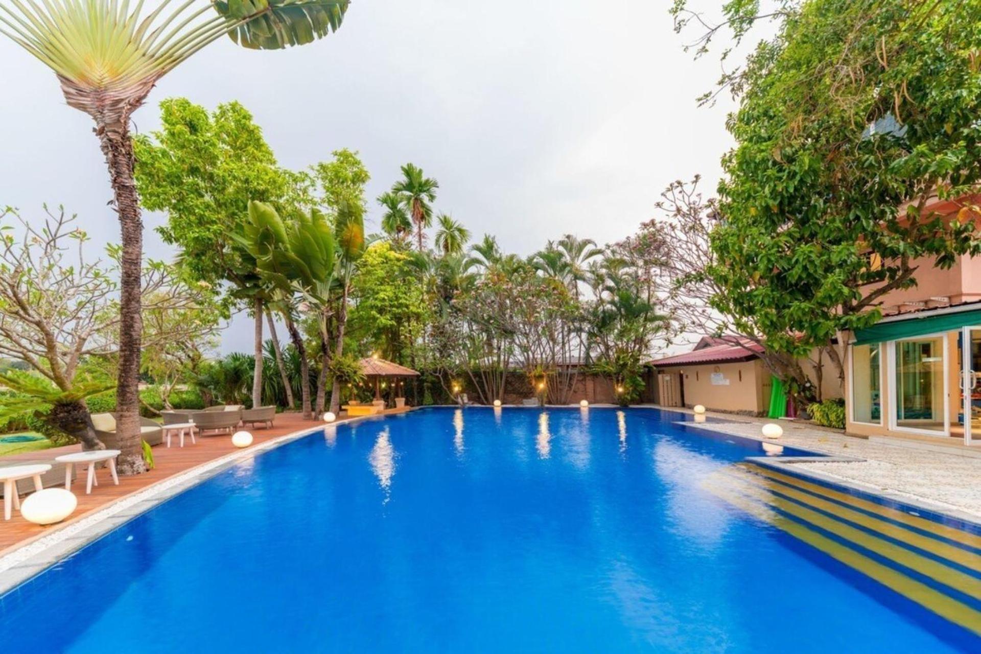 Sheik Istana Hotel Chiangmal Chiang Mai Dış mekan fotoğraf