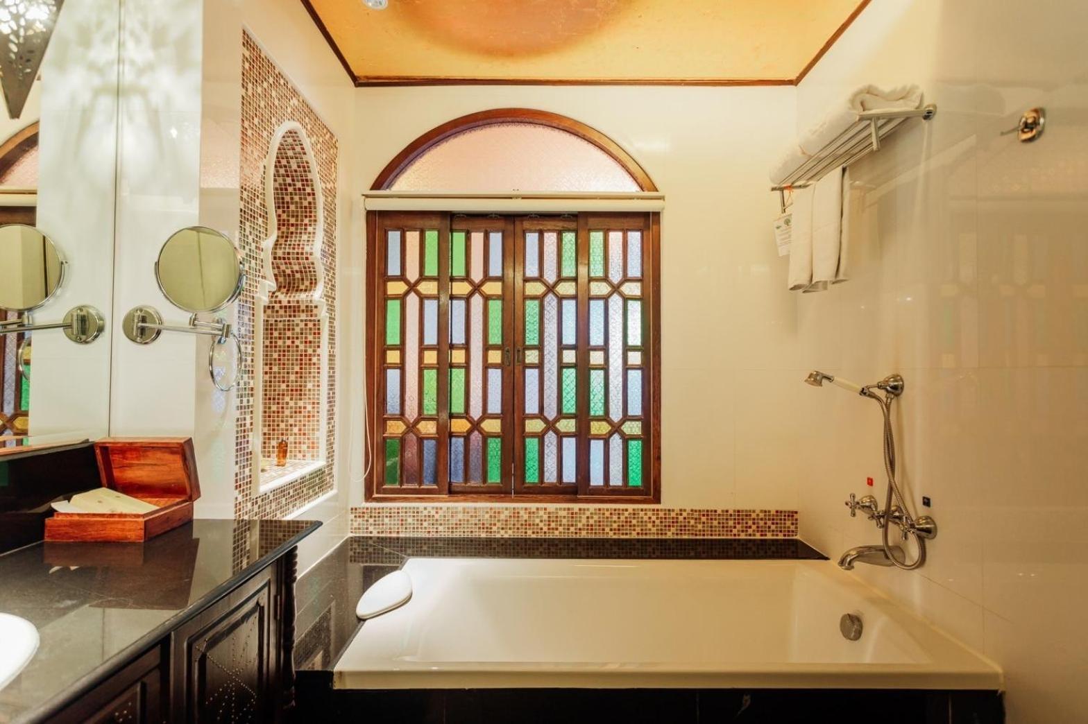Sheik Istana Hotel Chiangmal Chiang Mai Dış mekan fotoğraf