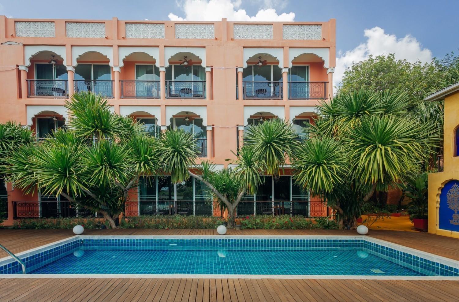 Sheik Istana Hotel Chiangmal Chiang Mai Dış mekan fotoğraf