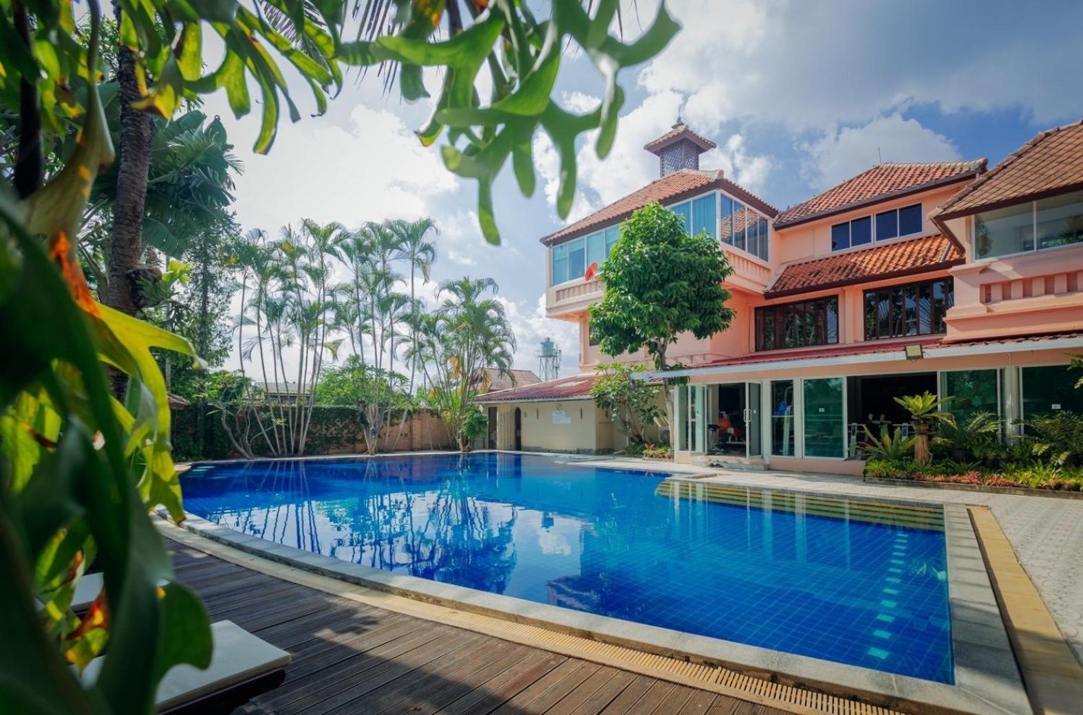 Sheik Istana Hotel Chiangmal Chiang Mai Dış mekan fotoğraf
